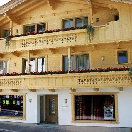 Gæstehus Gaestehaus Schneider Am Dorfplatz 3*