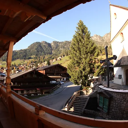 Gaestehaus Schneider Am Dorfplatz 3*