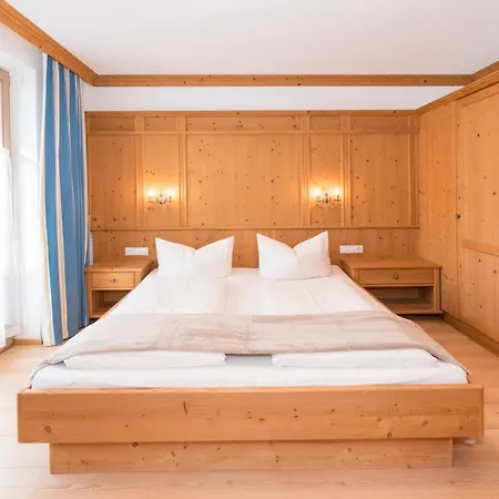 Gaestehaus Schneider Am Dorfplatz