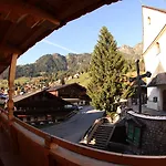Gaestehaus Schneider Am Dorfplatz 3*