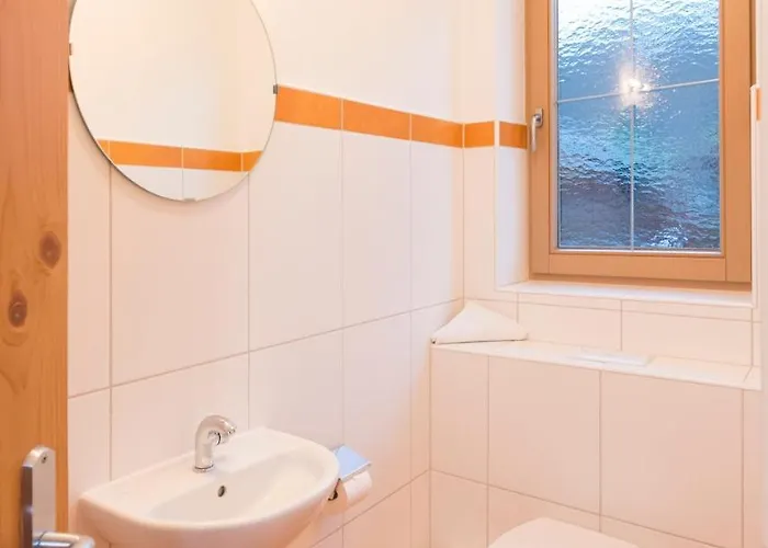 Gaestehaus Schneider Am Dorfplatz