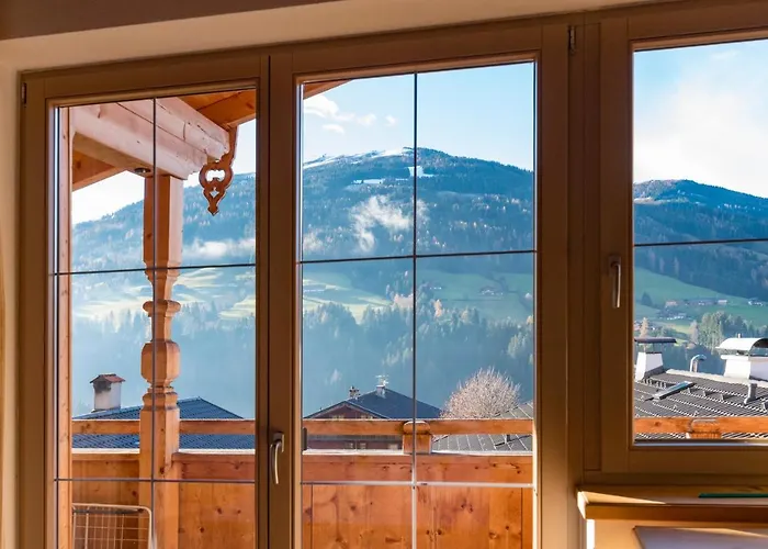 Gaestehaus Schneider Am Dorfplatz ألباخ